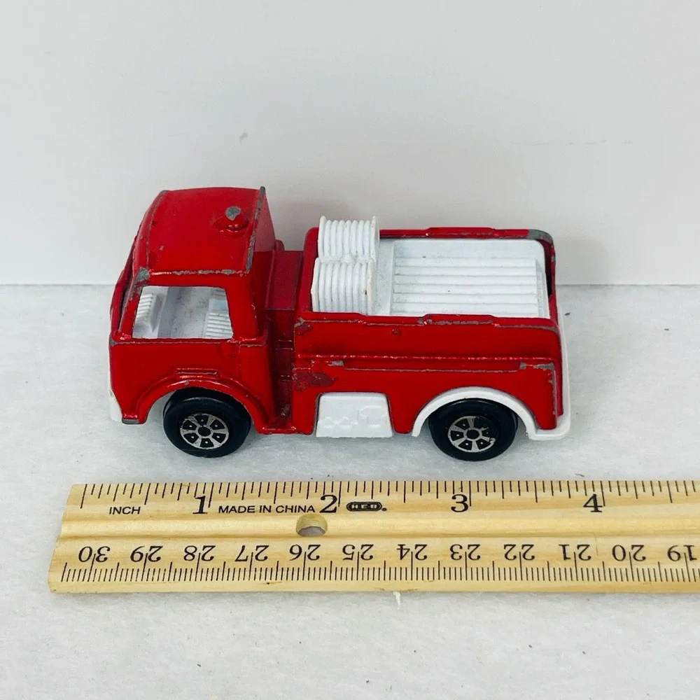Vintage Tootsietoy Diecast Fire Truck Red White Pumper Emergency Vehicle Toy